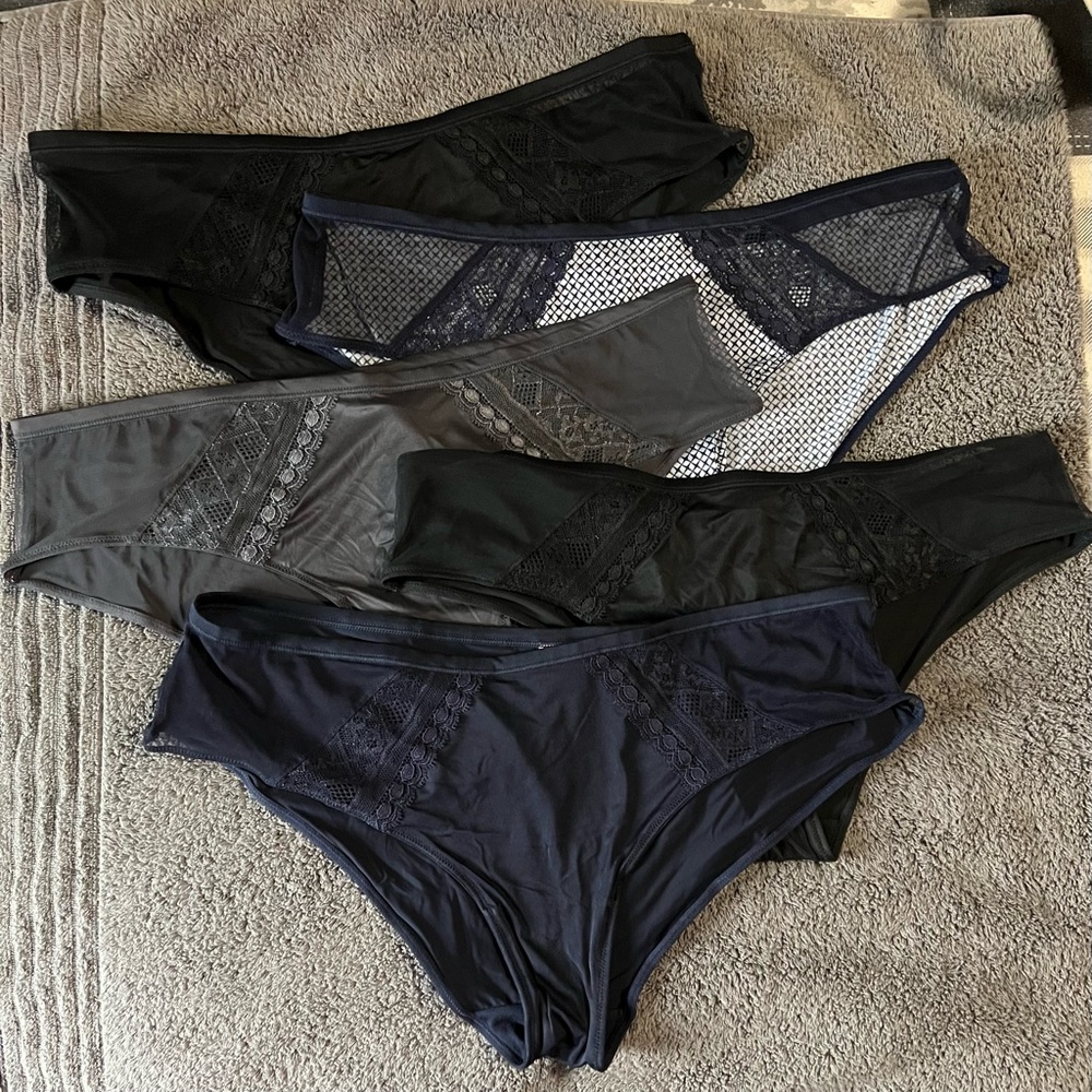 NWT, size large, Victoria’s Secret, 5 pair panty bundle; multi-colors & pattern